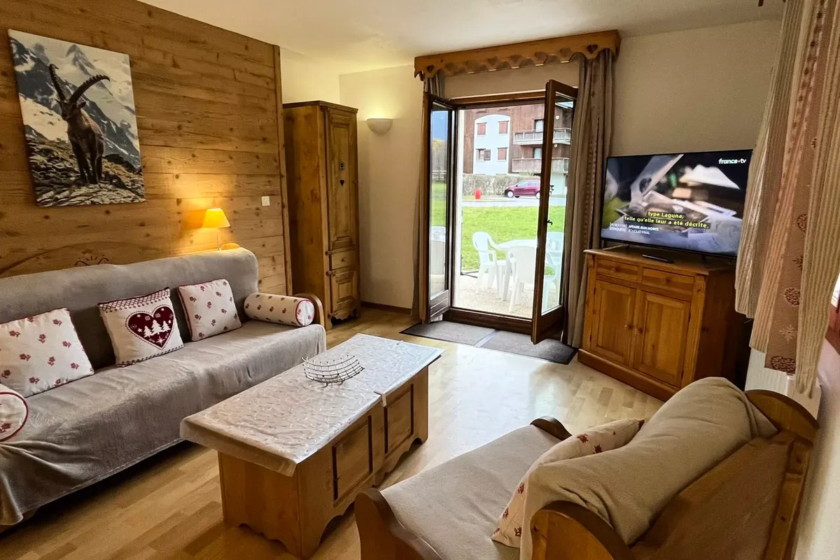 3 Pièces 6 Personnes