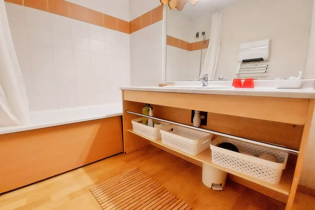 4 Pièces 6 Personnes