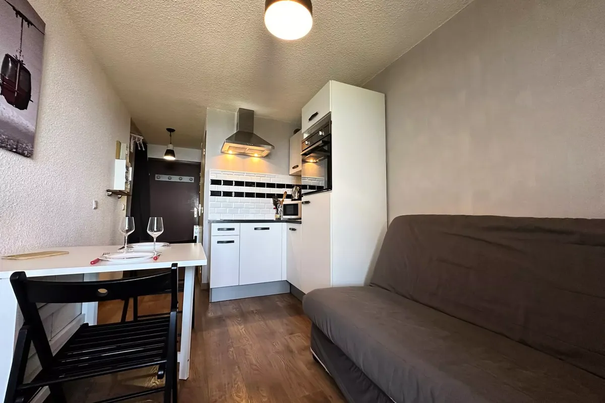 1 Pièce 4 Personnes