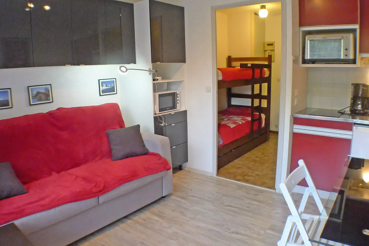 1 Pièce 4 Personnes