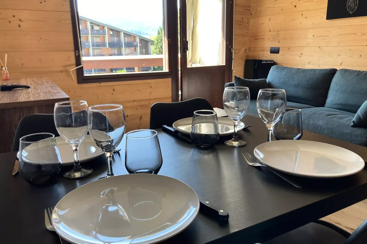 1 Pièce 4 Personnes