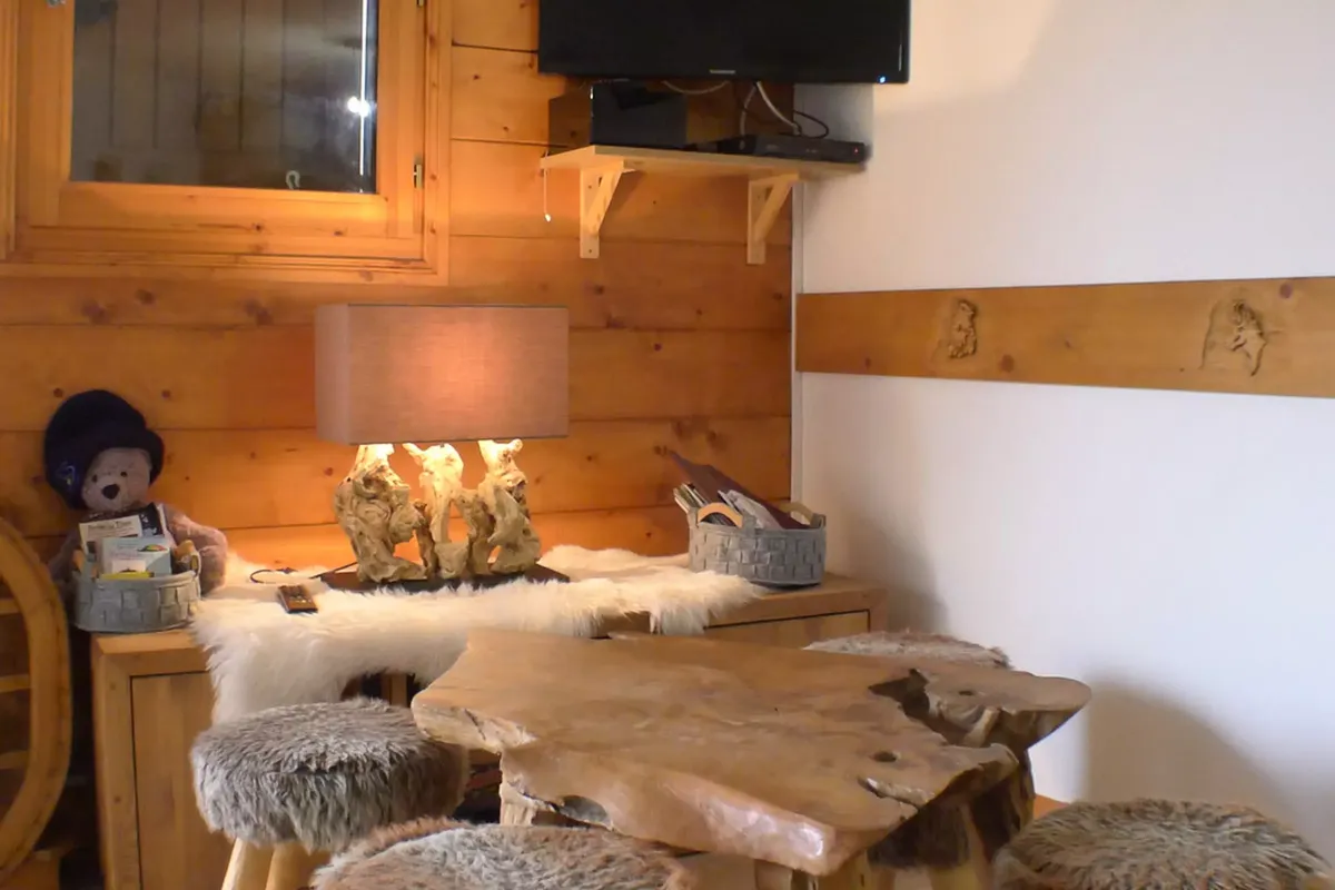 3 Pièces 6 Personnes