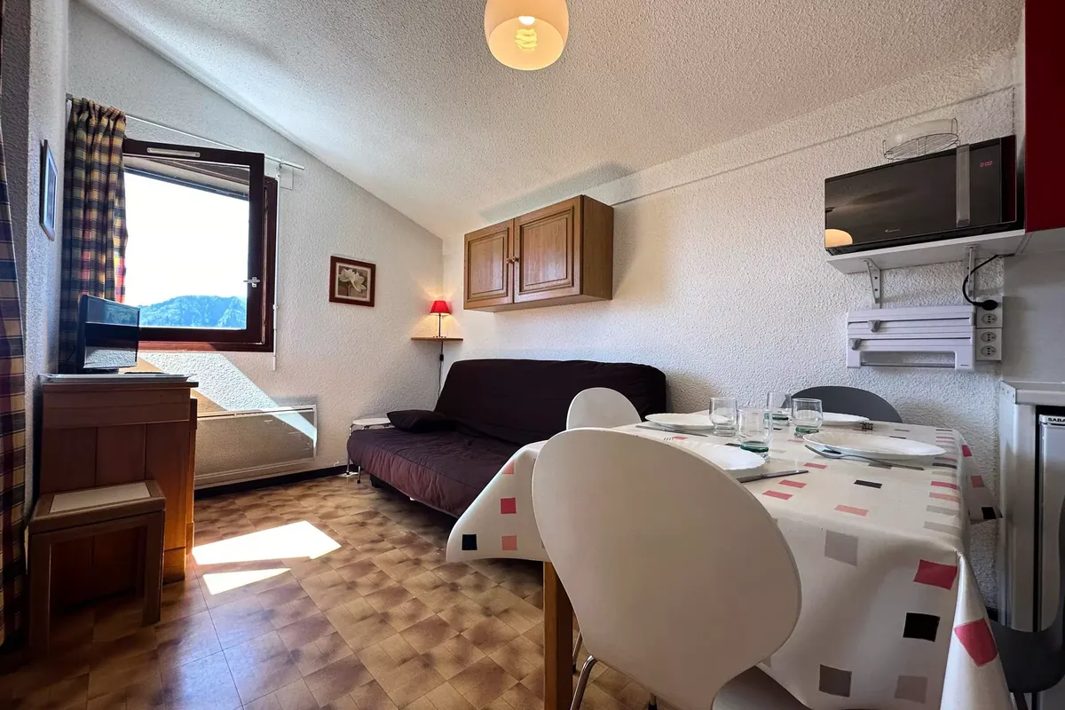 2 Pièces 6 Personnes