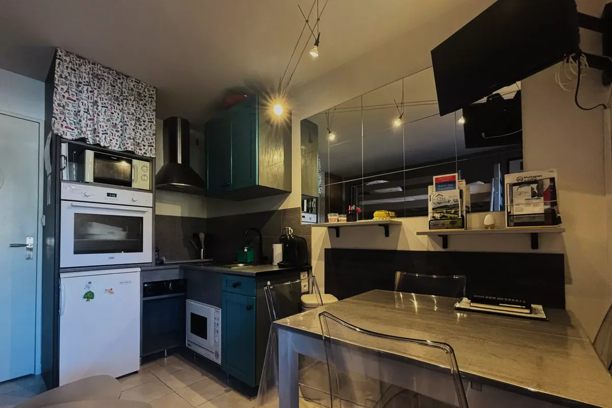 1 Pièce 4 Personnes