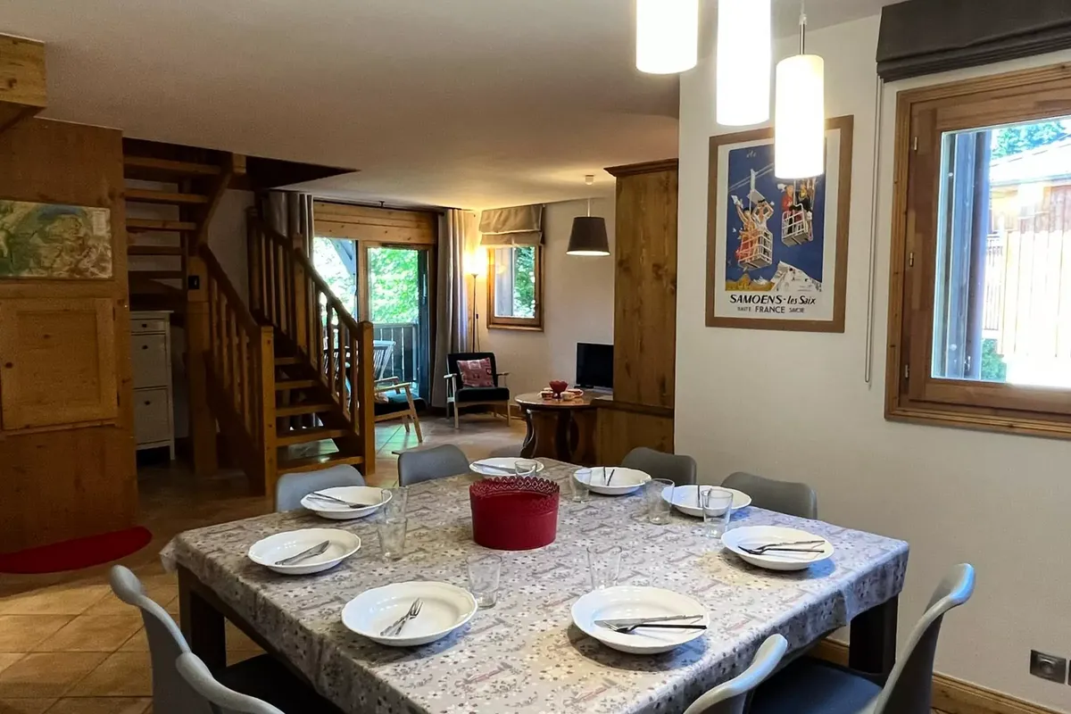 4 Pièces 8 Personnes