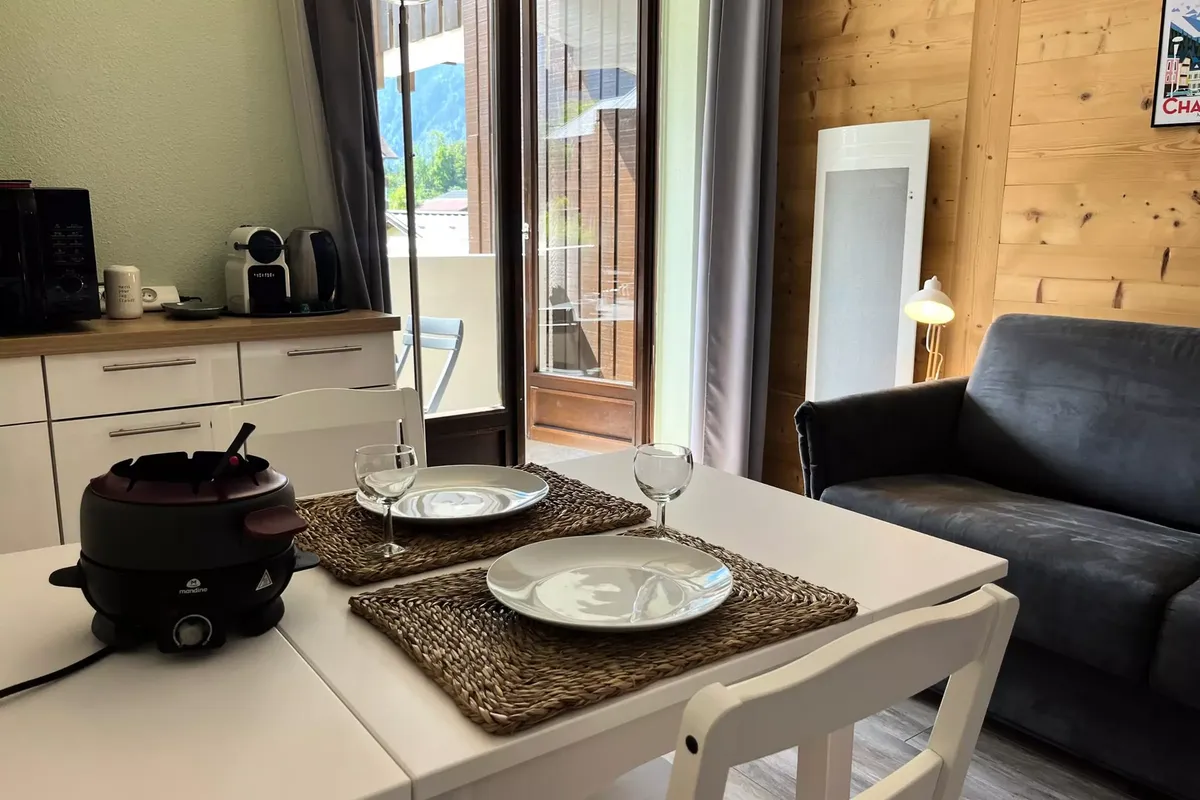 1 Pièce 4 Personnes