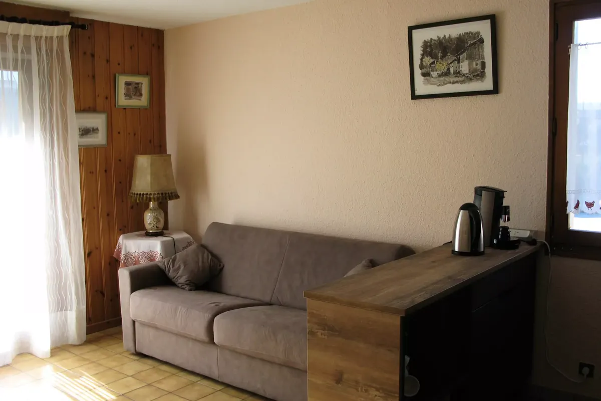 1 Pièce 4 Personnes