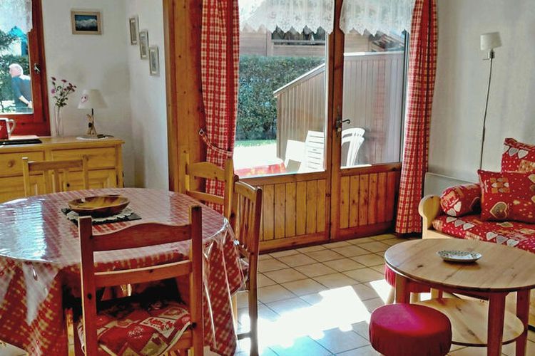 1 Pièce 5 Personnes