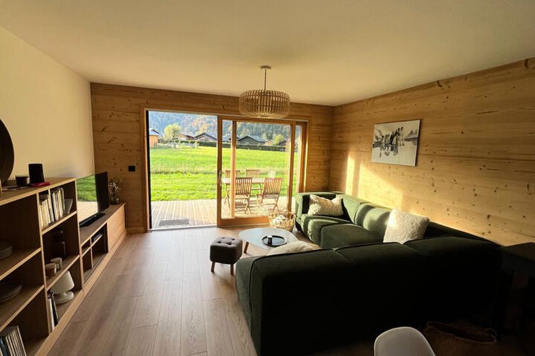 1 Pièce 8 Personnes