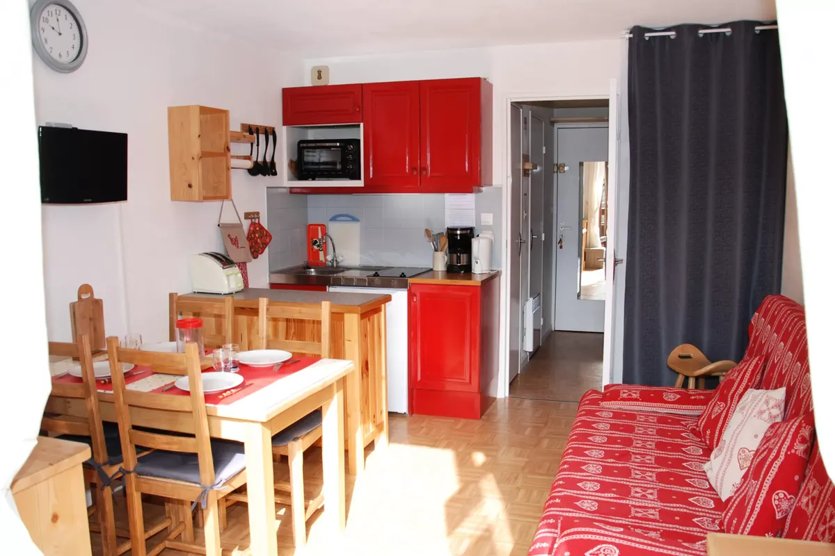 1 Pièce 4 Personnes