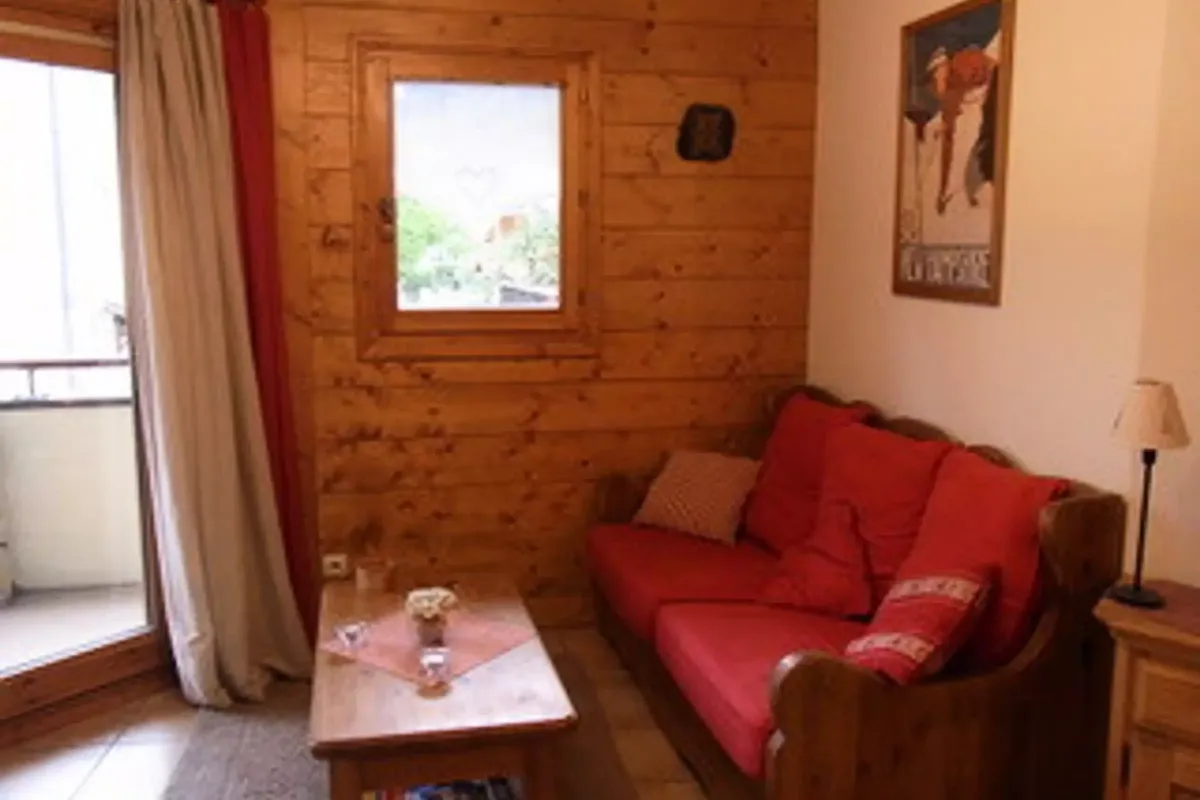 1 Pièce 4 Personnes