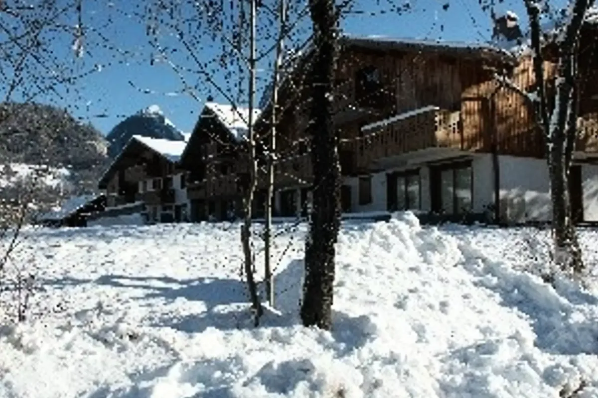 1 Pièce 6 Personnes