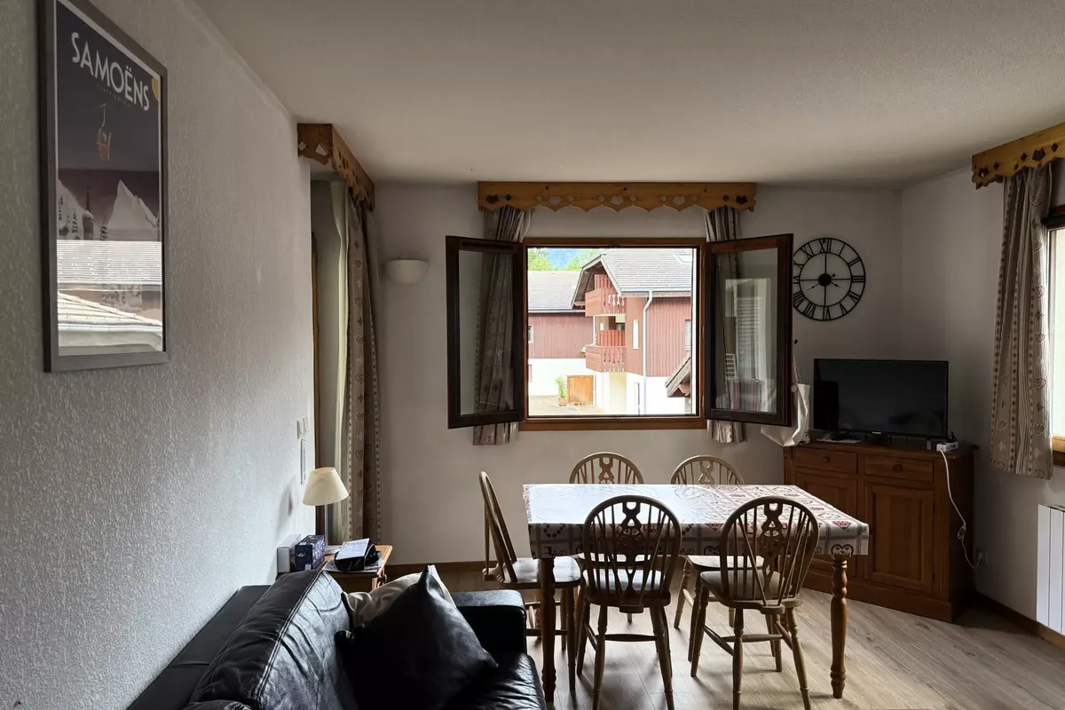 1 Pièce 6 Personnes