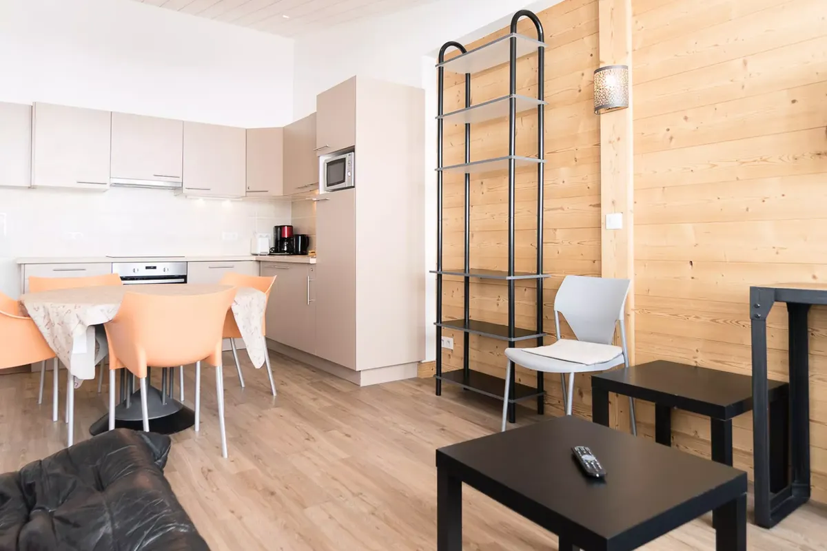 3 Pièces 6 Personnes