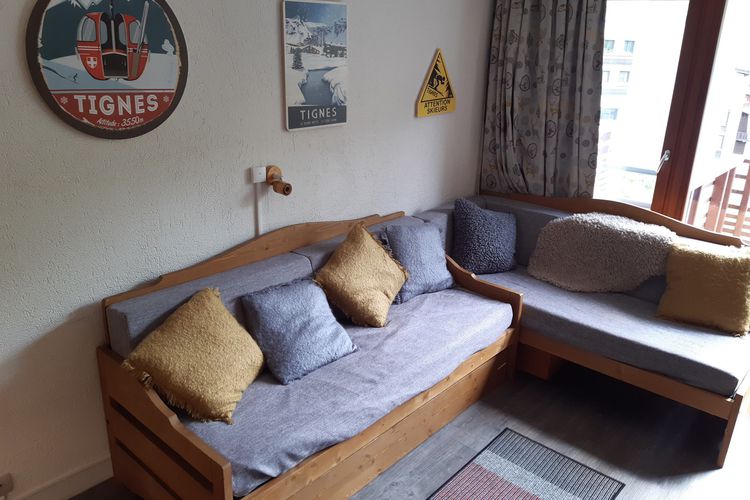 Appartement accueillant et lumineux · Proche des pistes et des commerces · Balcon