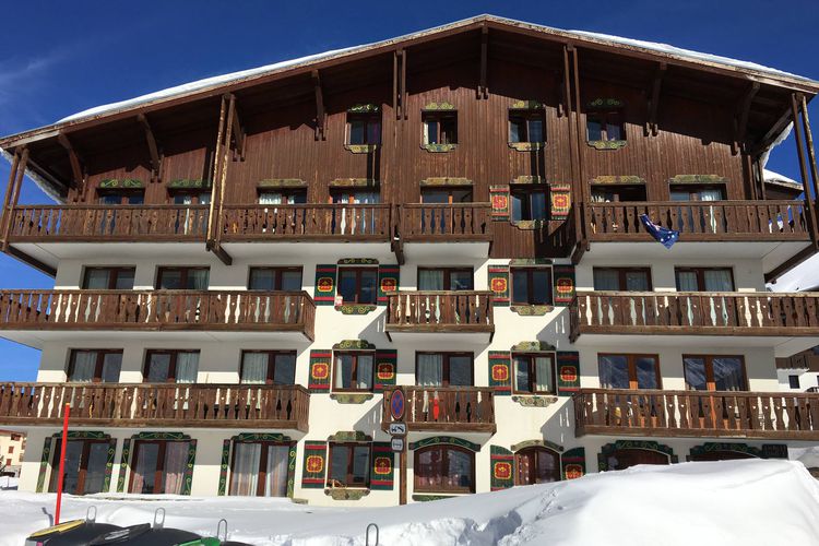 Appartement lumineux · Cur de station · Balcon