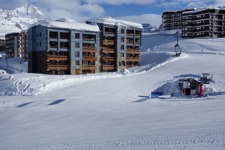 Appartement entièrement rénové · skis aux pieds · Balcon · WIFI - Résidence au pied des pistes