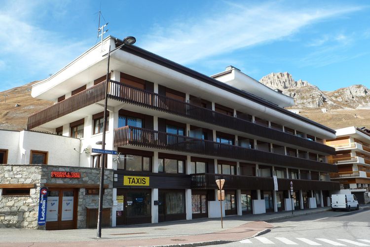 Appartement lumineux · Proches des pistes et commerces · Balcon avec vue exceptionnelle