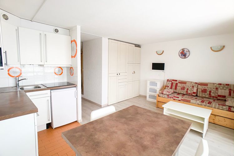 Appartement lumineux · Proche des commerces et des pistes · Balcon