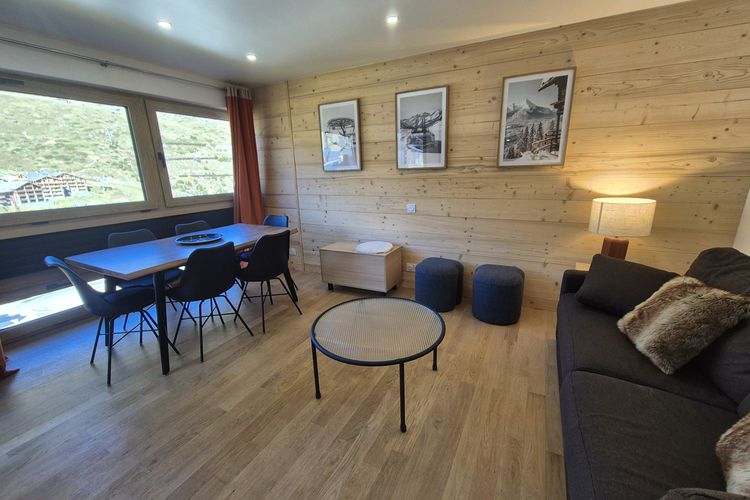 Appartement rénové · Wifi · Balcon · Pied pistes