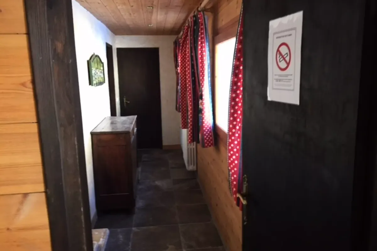 4 Pièces 10 Personnes