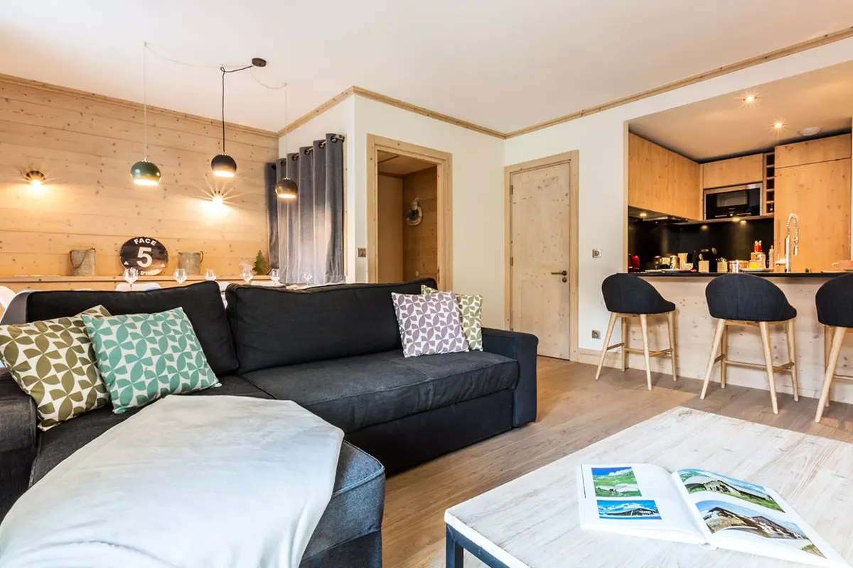 3 Pièces 6 Personnes