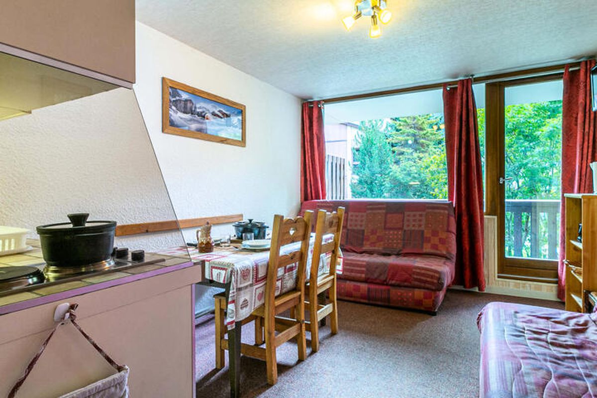 1 Pièce 4 Personnes