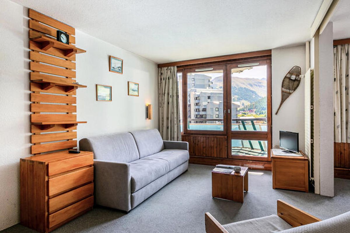 1 Pièce 5 Personnes