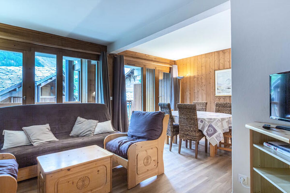 3 Pièces 6 Personnes