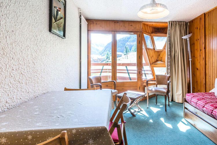 3 Pièces 6 Personnes