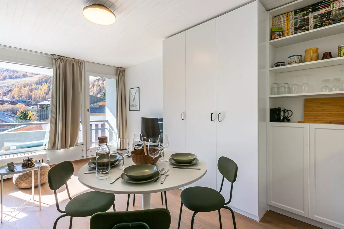 1 Pièce 4 Personnes