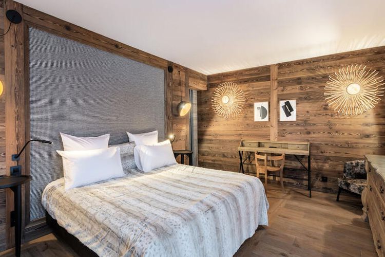 6 Pièces 10 Personnes