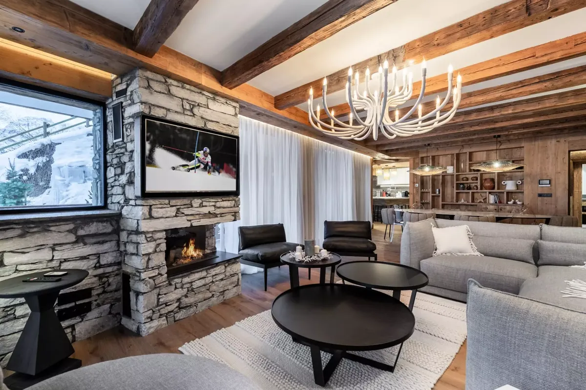 6 Pièces 10 Personnes