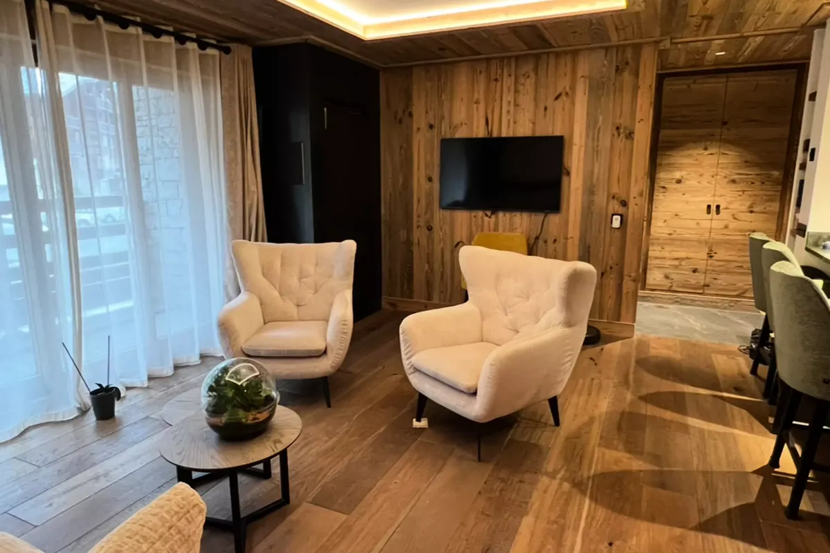 4 Pièces 6 Personnes