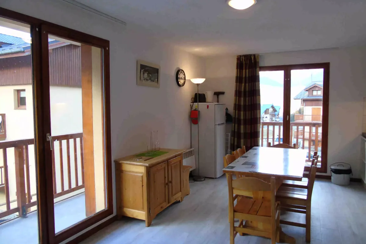 2 Pièces pour 6 Personnes