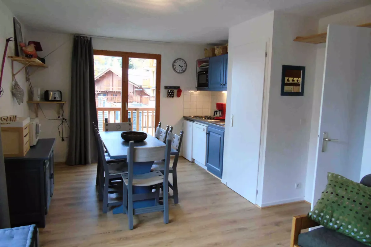 2 Pièces pour 6 Personnes