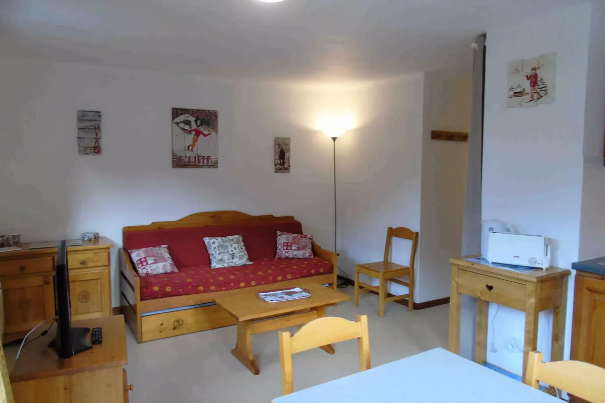 2 Pièces pour 6 Personnes