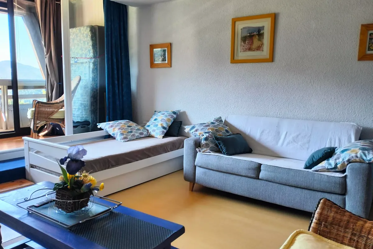 1 Pièce 5 Personnes