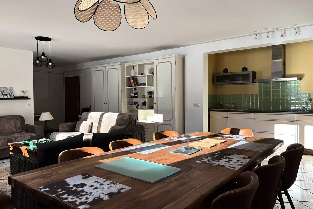 3 Pièces 6 Personnes