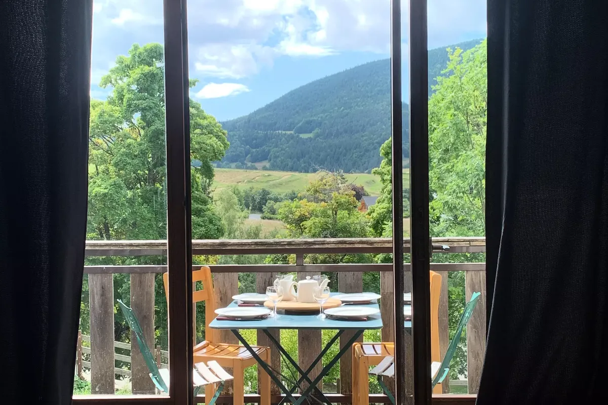 1 Pièce 5 Personnes