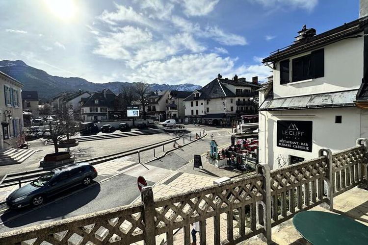 Nouveauté  : Plein centre Village