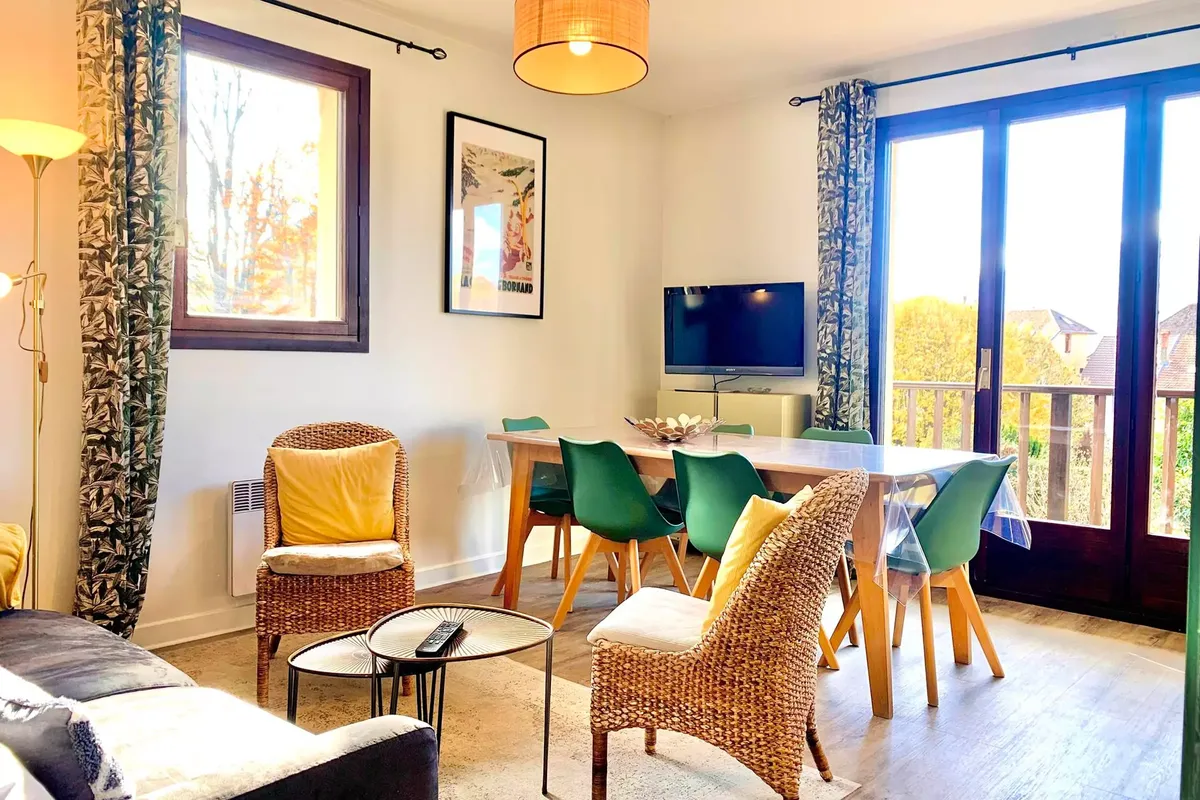 3 Pièces 6 Personnes