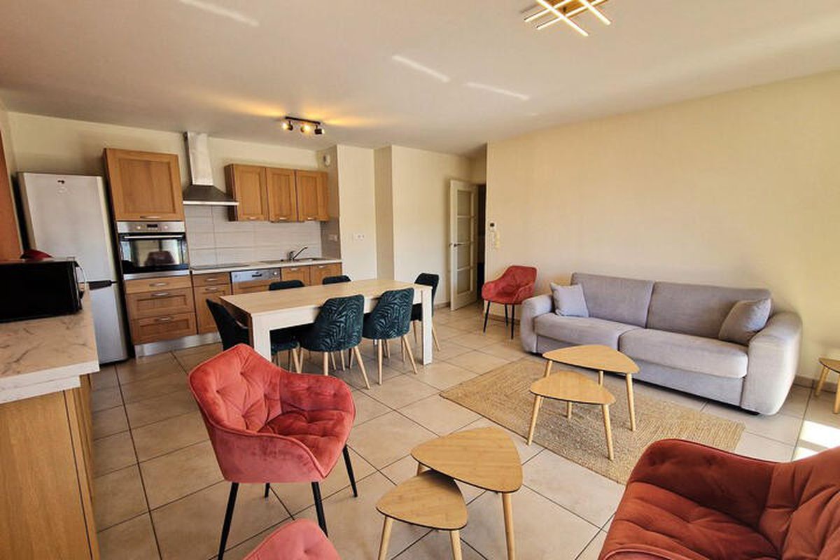 3 Pièces 6 Personnes