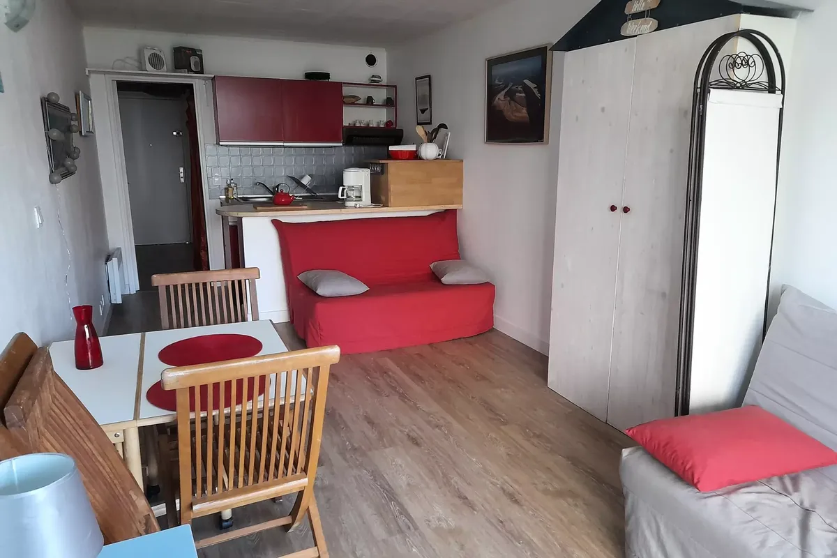 1 Pièce 4 Personnes