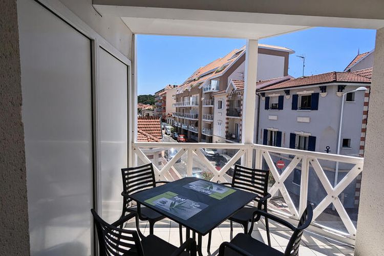 2 Pièces 4 Personnes