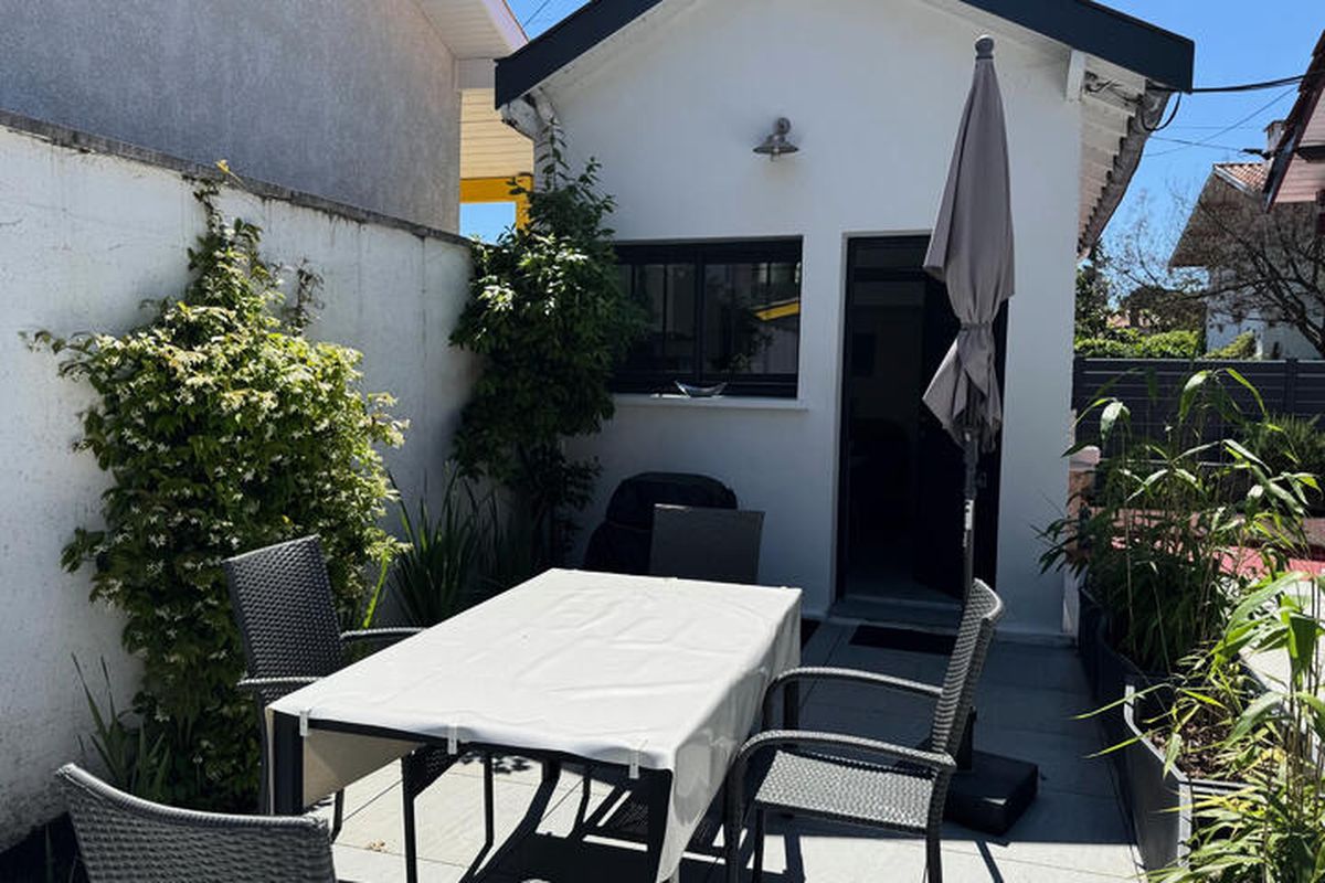 1 Pièce 4 Personnes