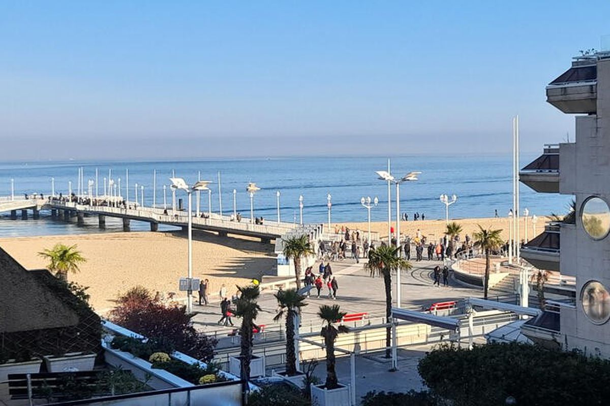 3 Pièces 6 Personnes