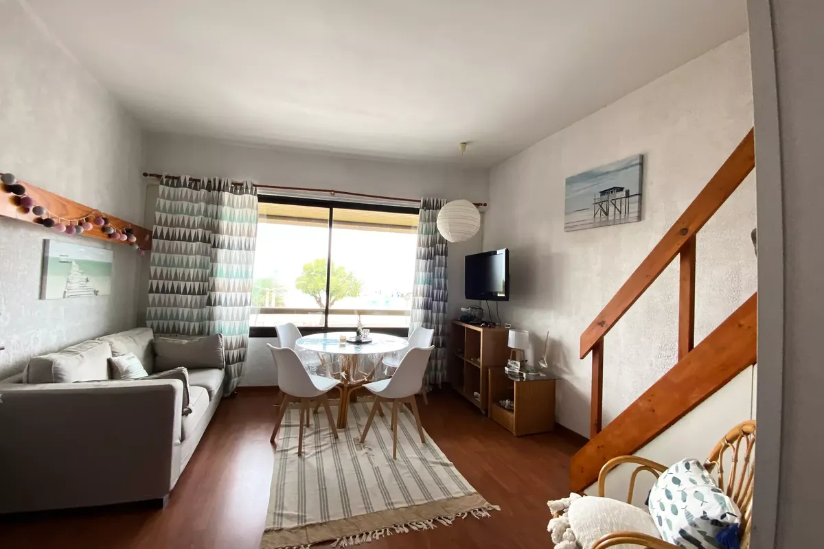 1 Pièce 4 Personnes