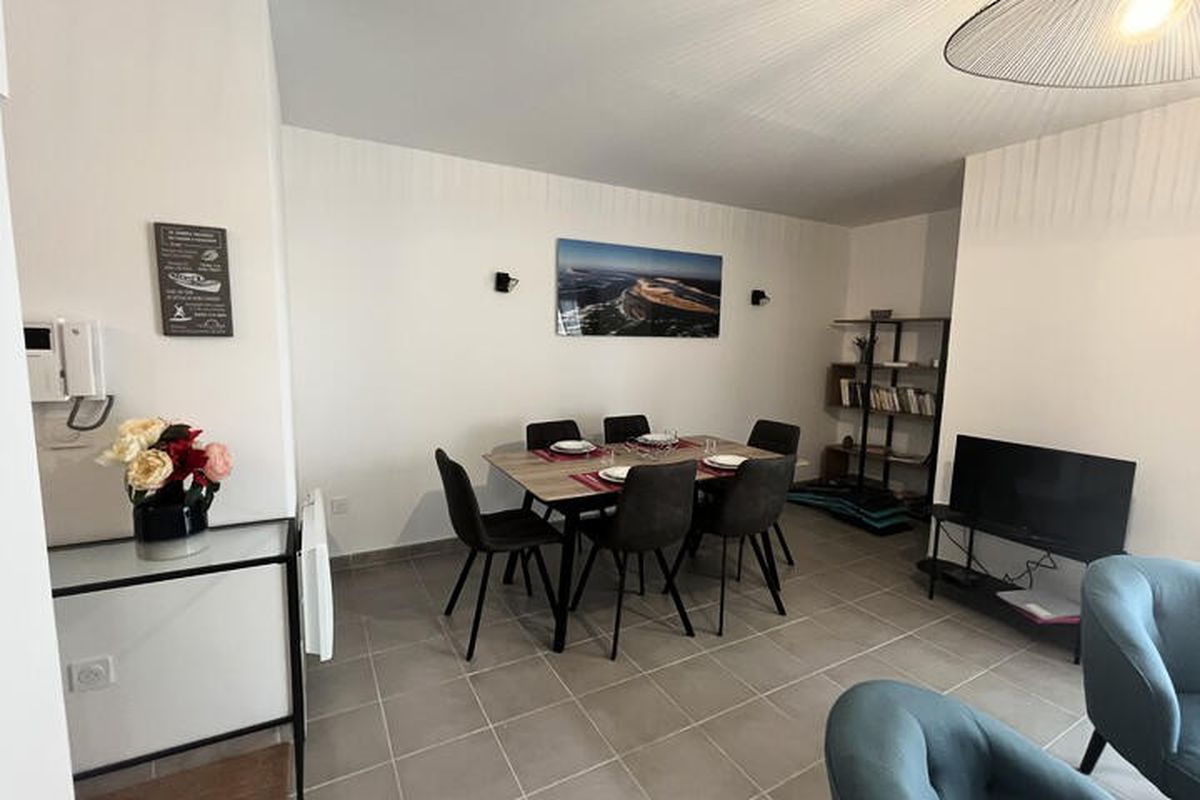 3 Pièces 6 Personnes