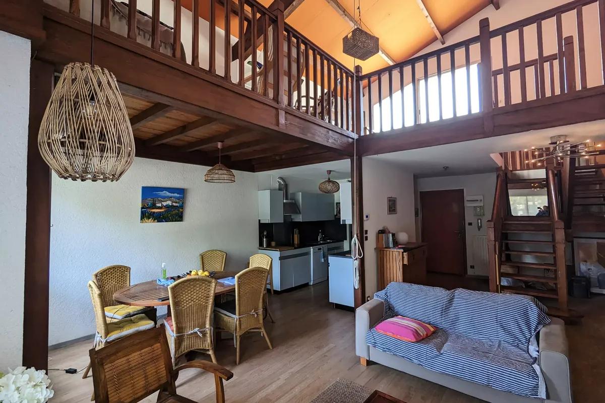 5 Pièces 8 Personnes